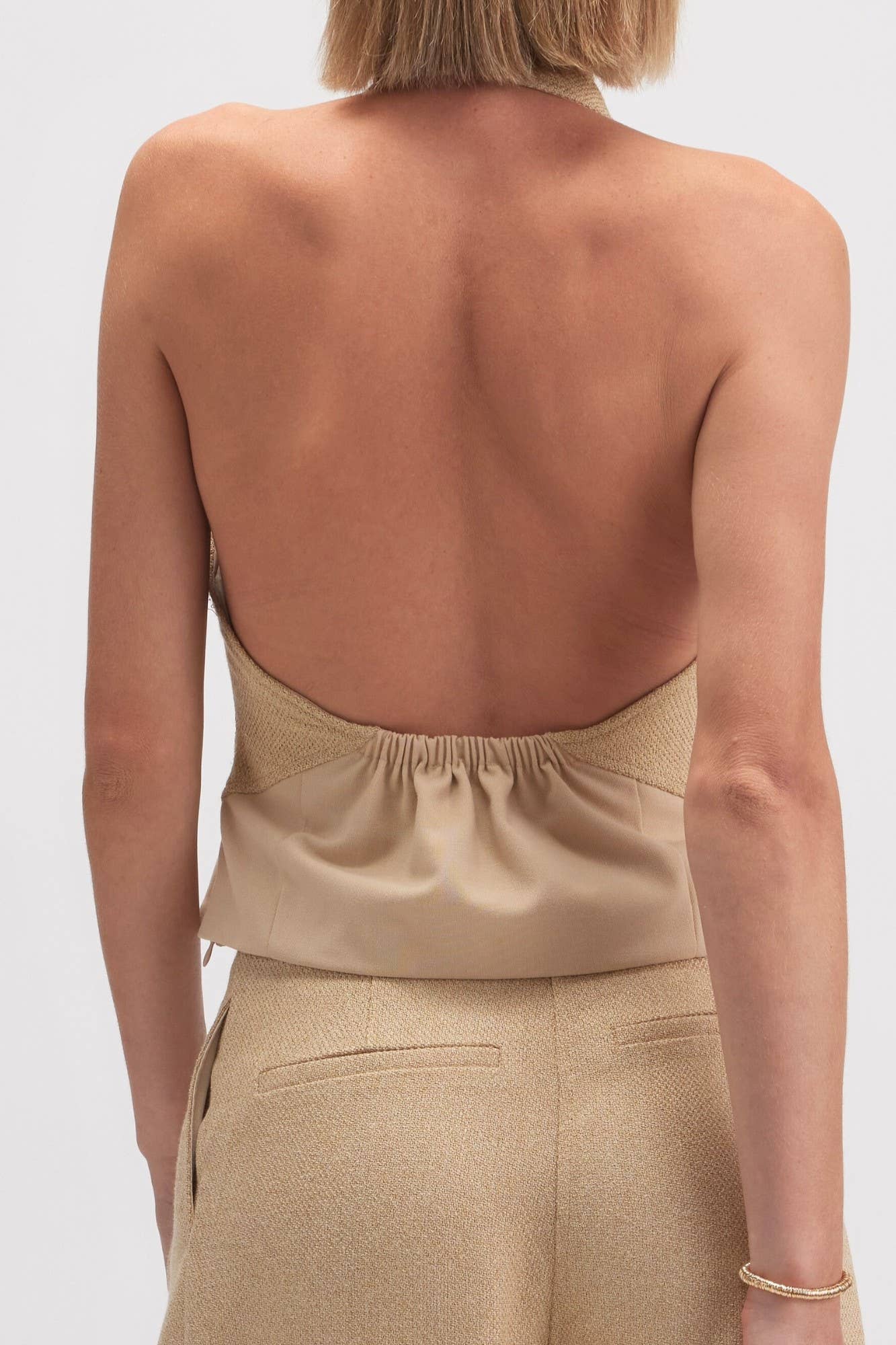The Bluff Halter