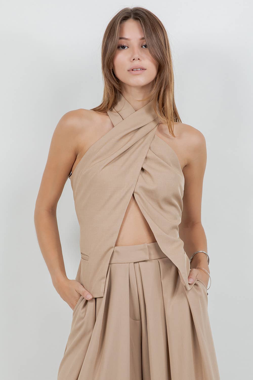 The Dune Halter